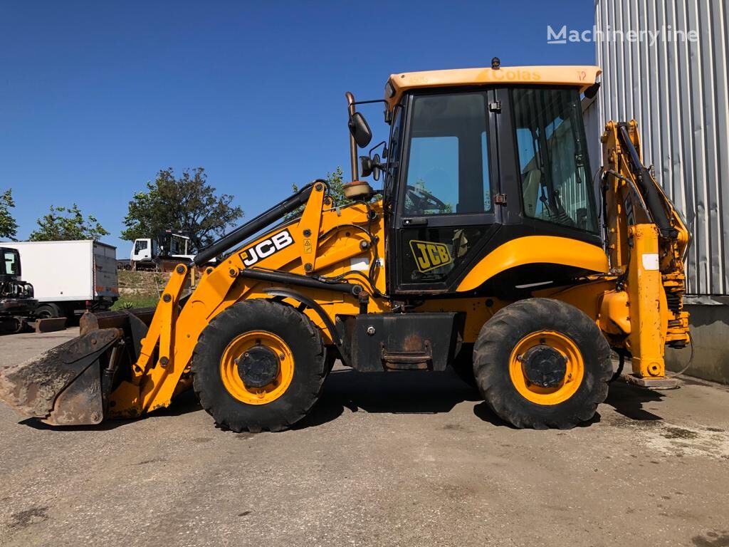 JCB 2CX backhoe loader