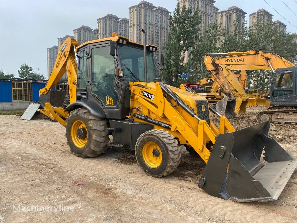 JCB 3 CX backhoe loader