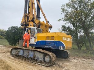 Bauer BG25 drilling rig
