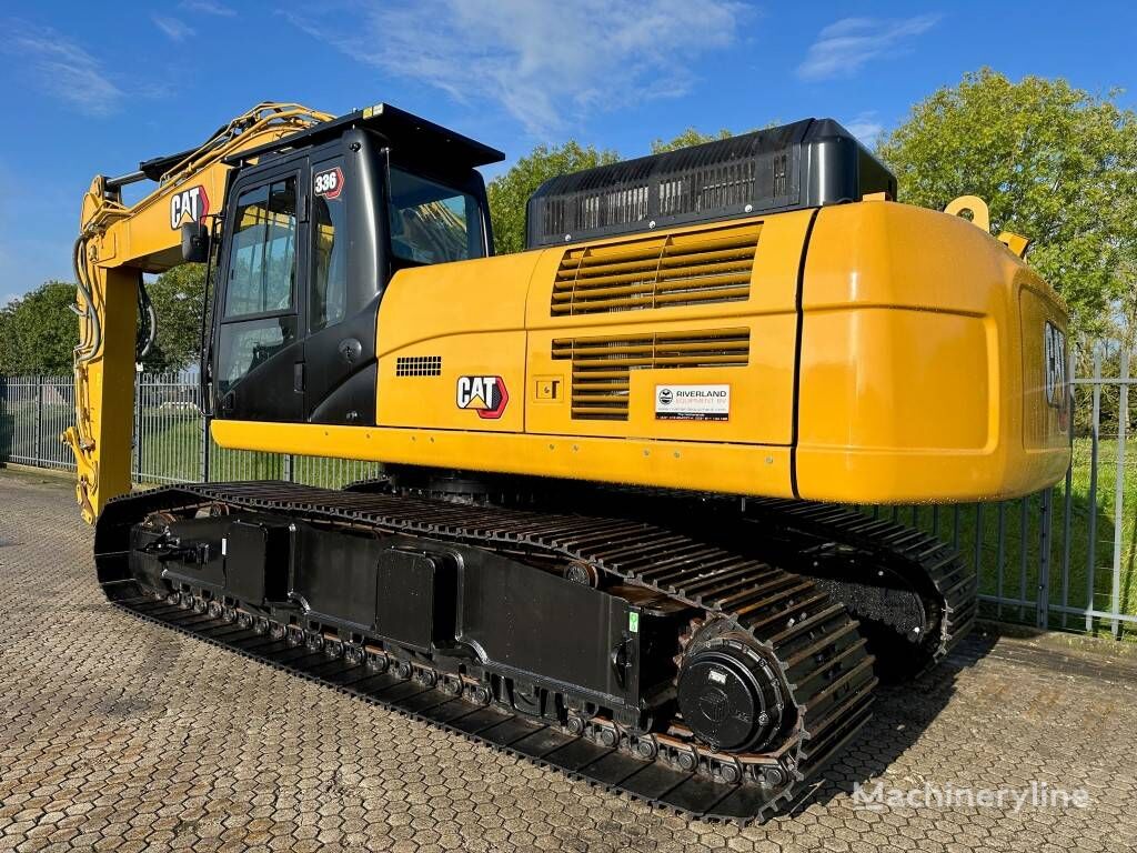 new CAT 336 D2L new with hydr undercarriage tracked excavator