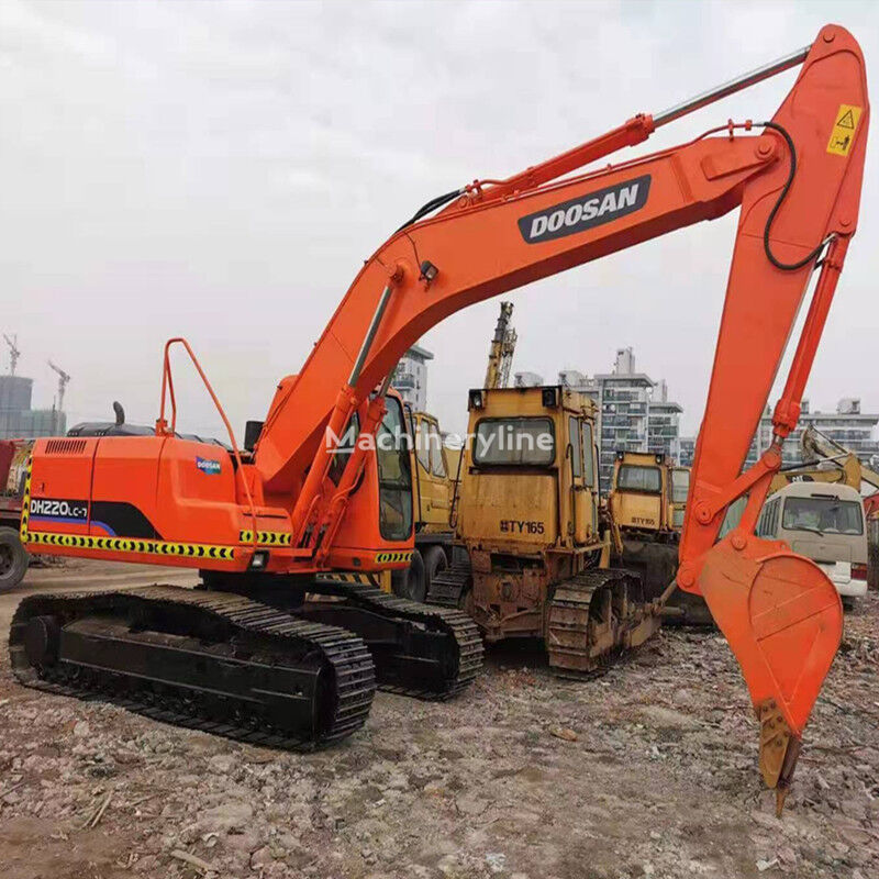 Doosan DH220 tracked excavator