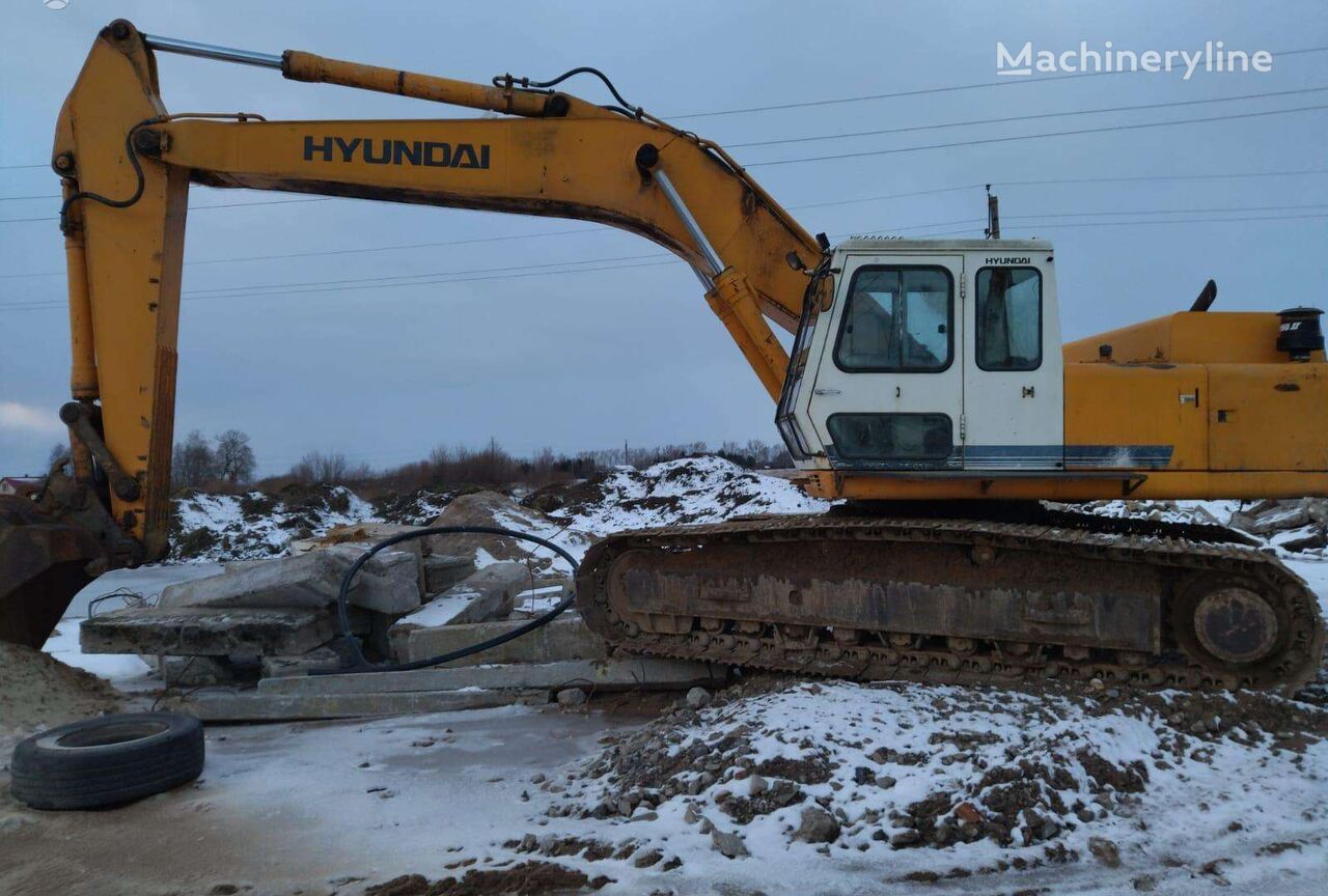 Hyundai ROBEX -320LC tracked excavator