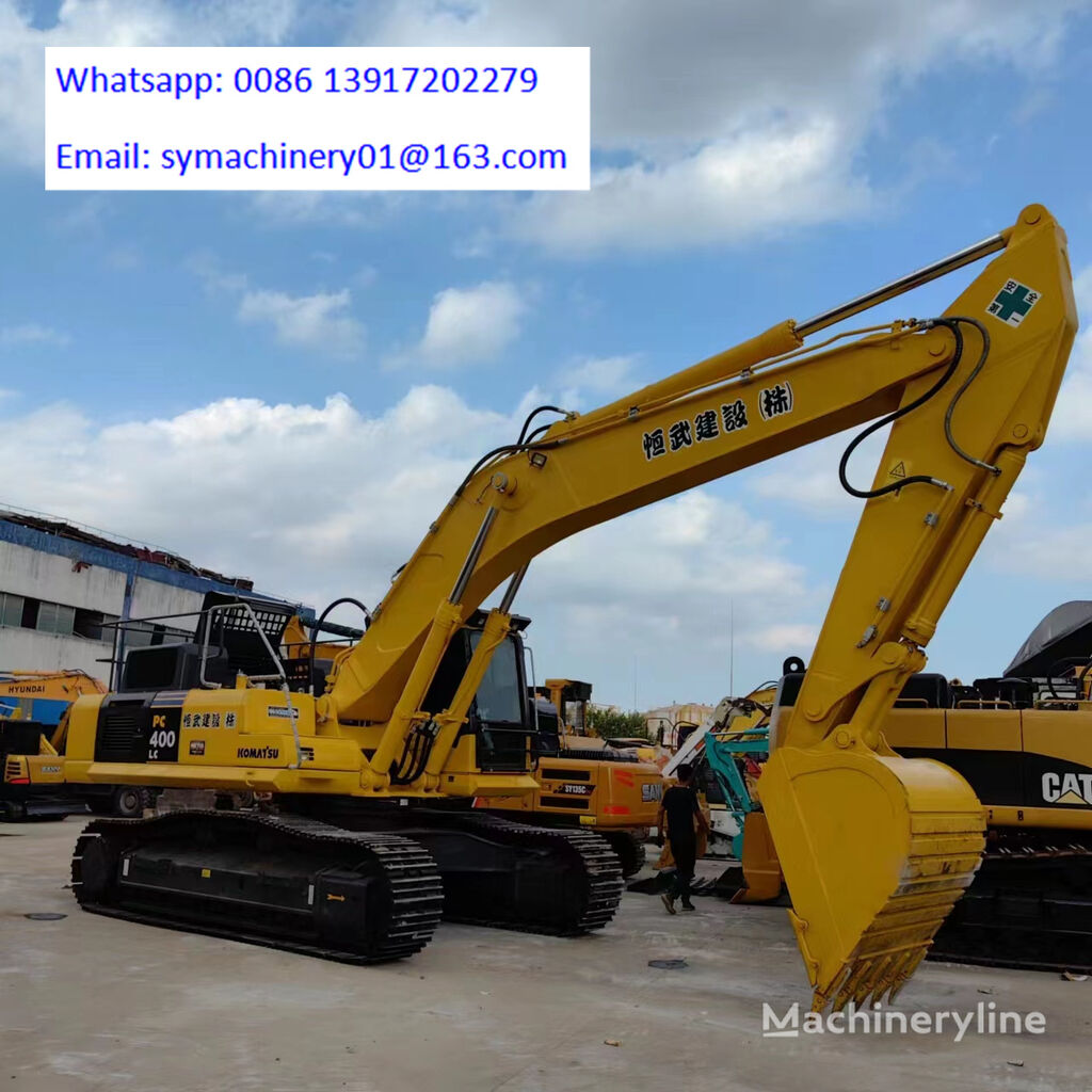 Komatsu PC400-7 tracked excavator