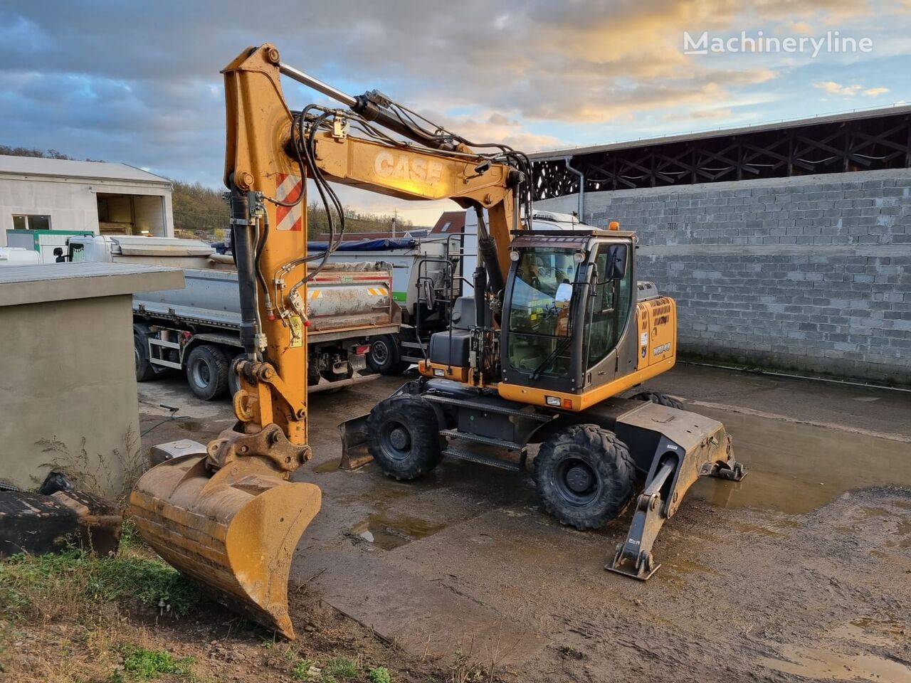 Case WX 148 wheel excavator