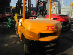 TCM FD50Z8 diesel forklift