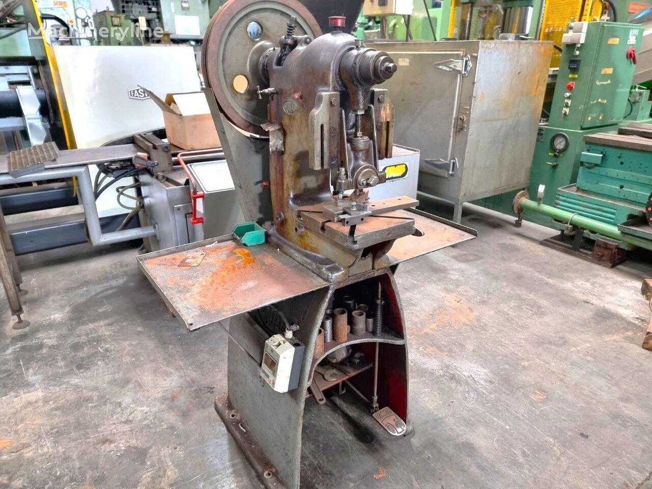 Thomas 10 ton metal press