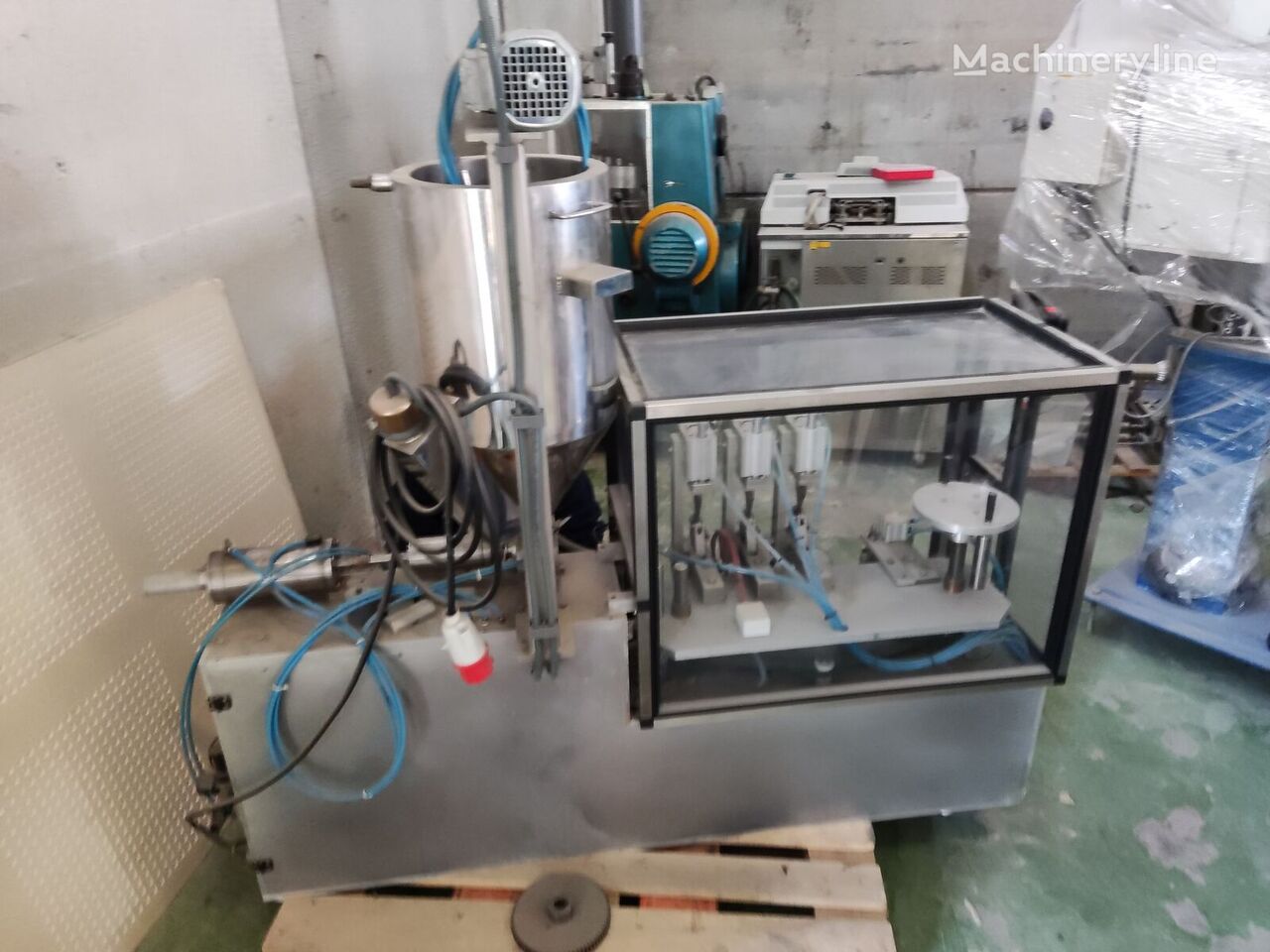 ANCIMO DPM-10 weighing packaging machine