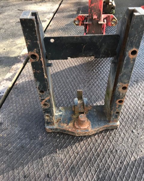 Adaptacja Zaczepu Tow Bar For Merlo Telehandler For Sale Poland 